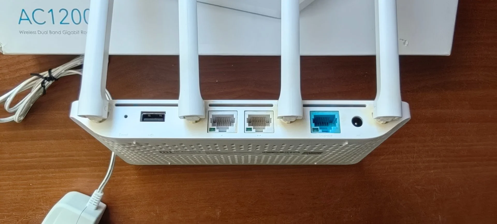 Роутер Xiaomi Mi Router 3 - миниатюра 3