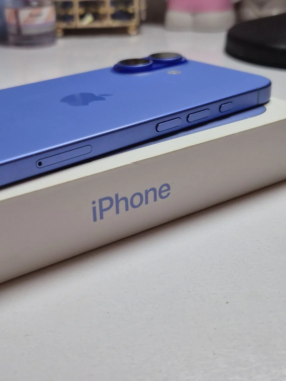 iPhone 16 256гб sim+esim - миниатюра 2