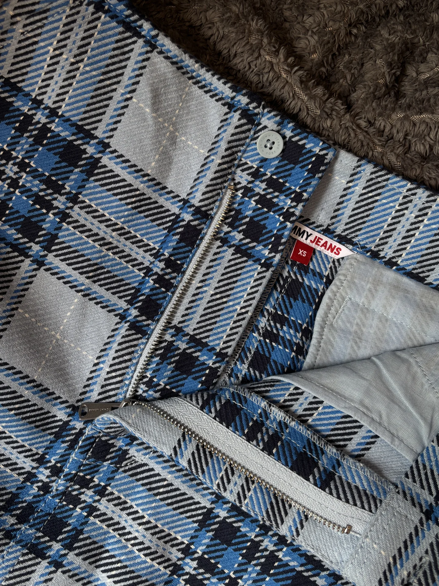 Мини юбка Tommy Jeans - миниатюра 3