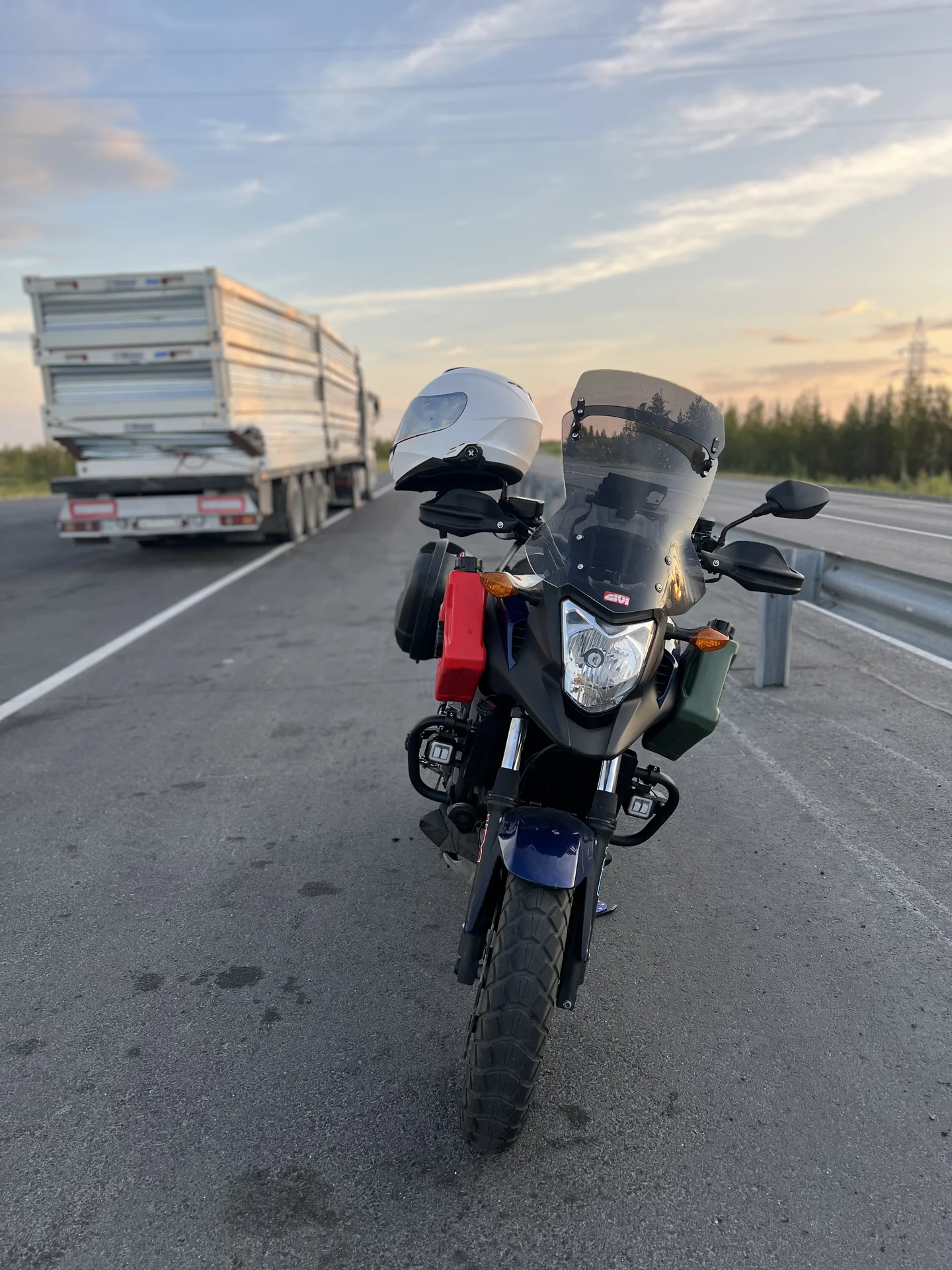 Мотоцикл Honda NC 750 X - миниатюра 8