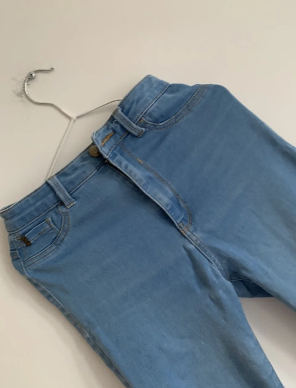 Голубые джинсы Bershka - миниатюра 3