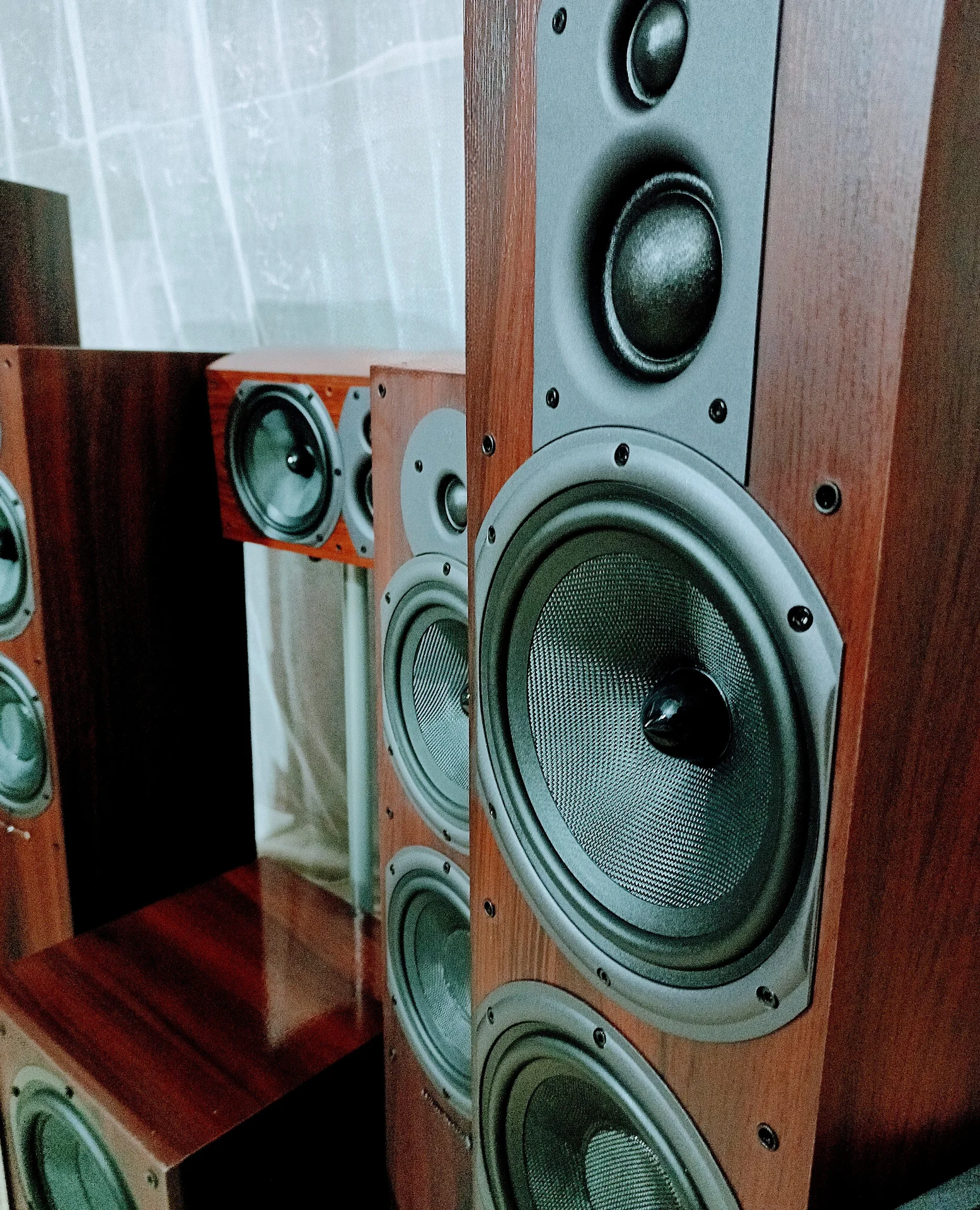Акустическая система 7.1 wharfedale - миниатюра 3