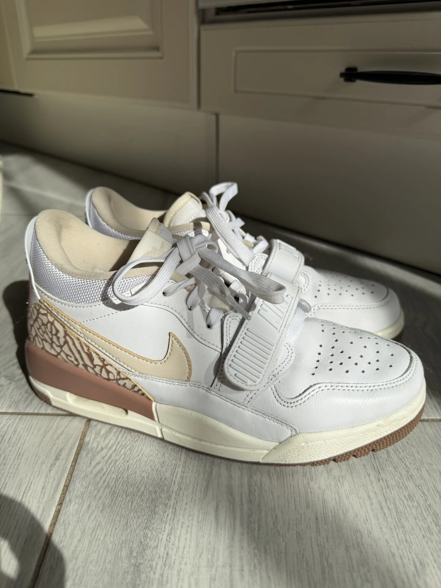 Женские кроссовки Nike - миниатюра 3