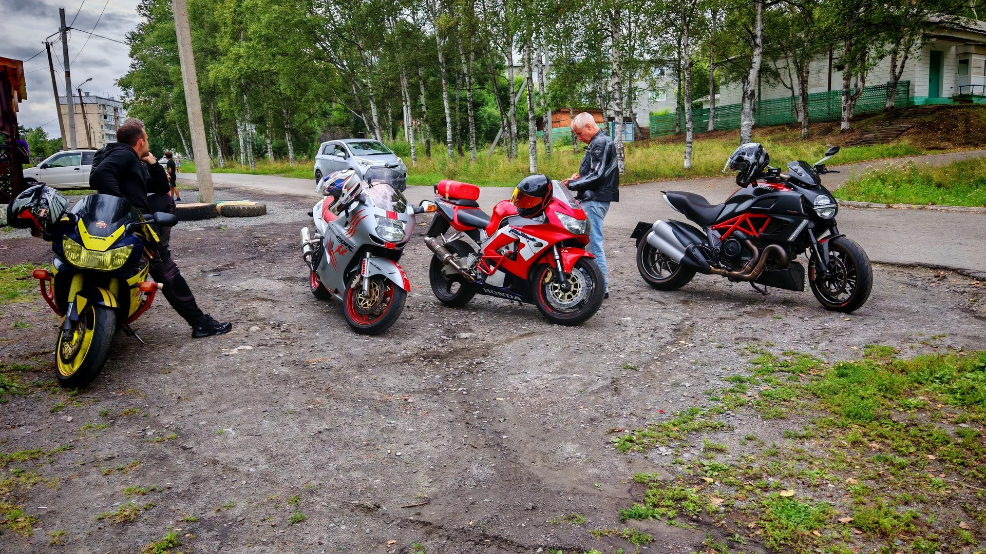 Honda cbr 929 rr - миниатюра 2