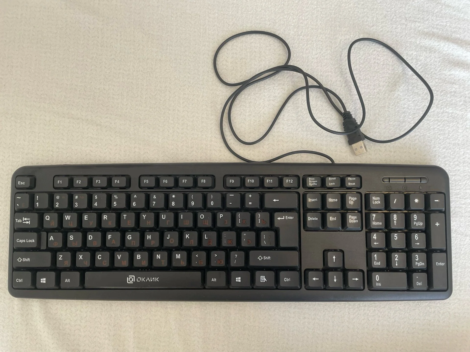 Проводная клавиатура Oklick 90M (USB), черная - изображение 1