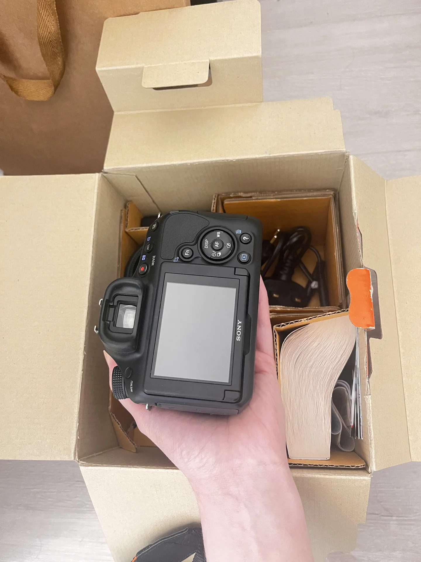 Фотоаппарат Sony alpha slt-a58 - изображение 1