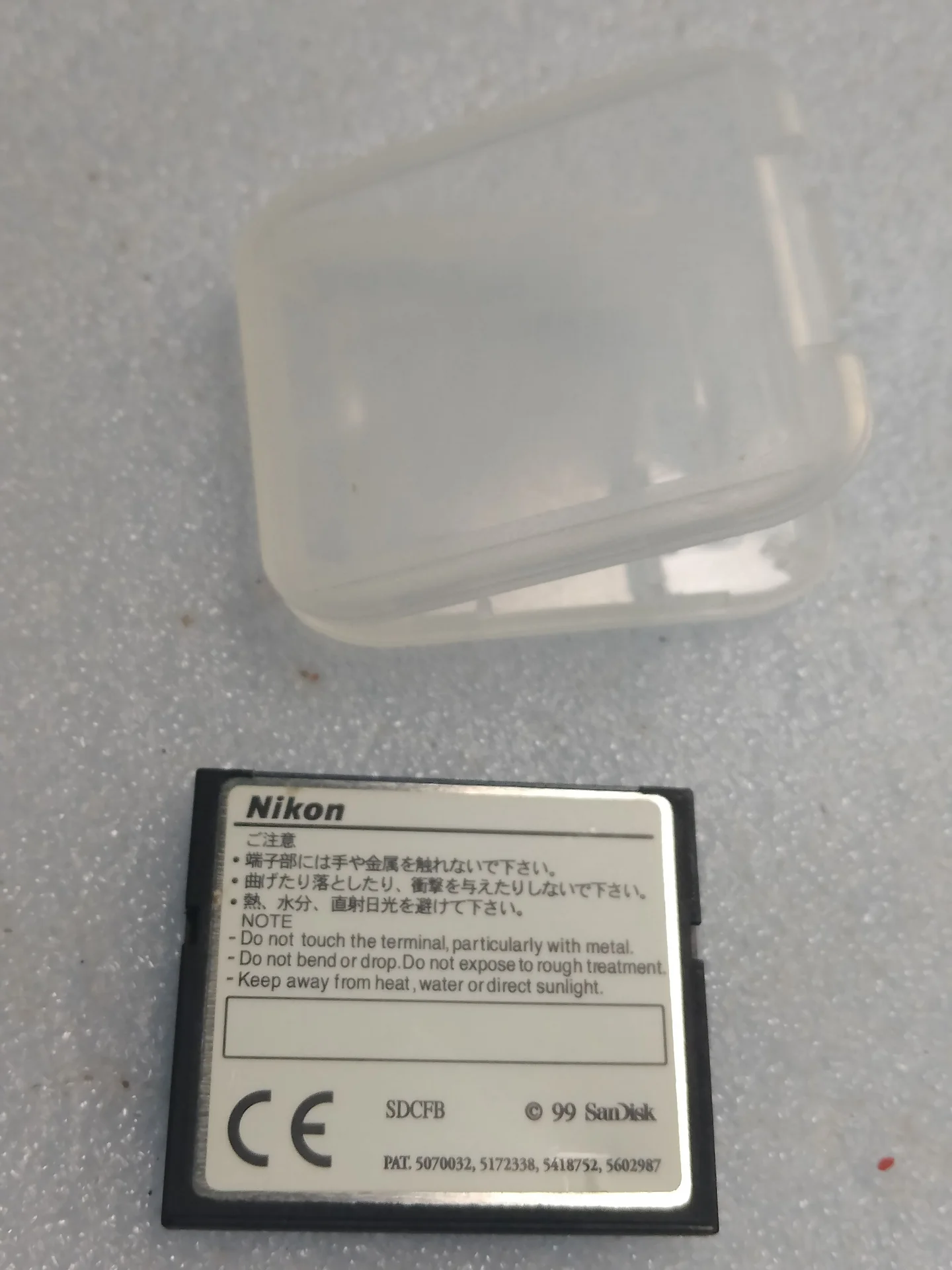 Карта памяти Nikon CF (Compact Flash),32MB,оригина - миниатюра 5