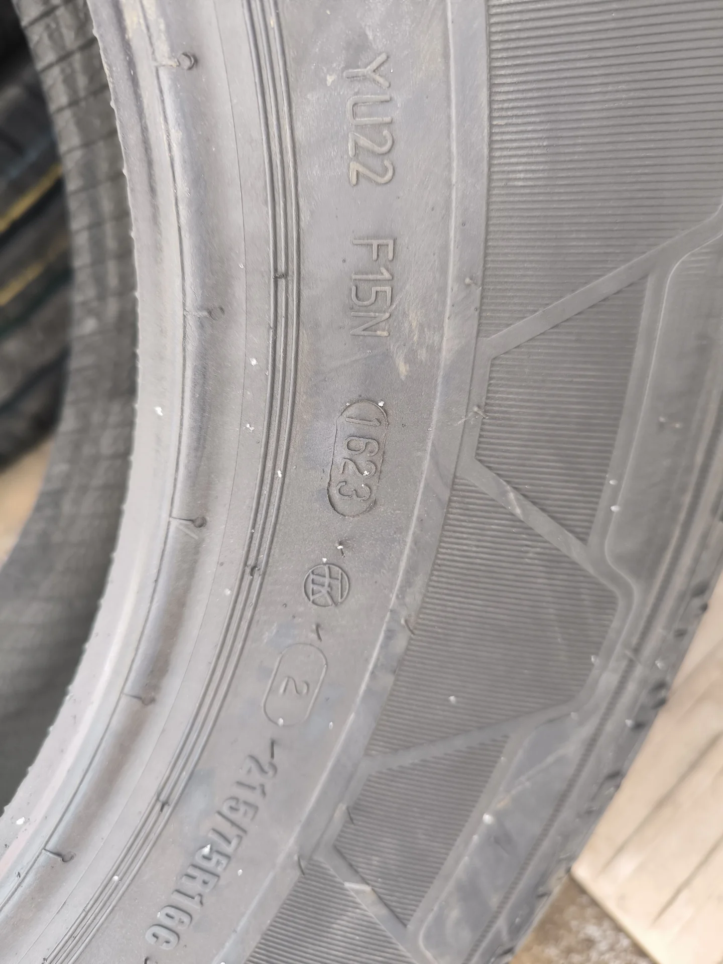 Продам шины 215/75R16c кама trace - миниатюра 2