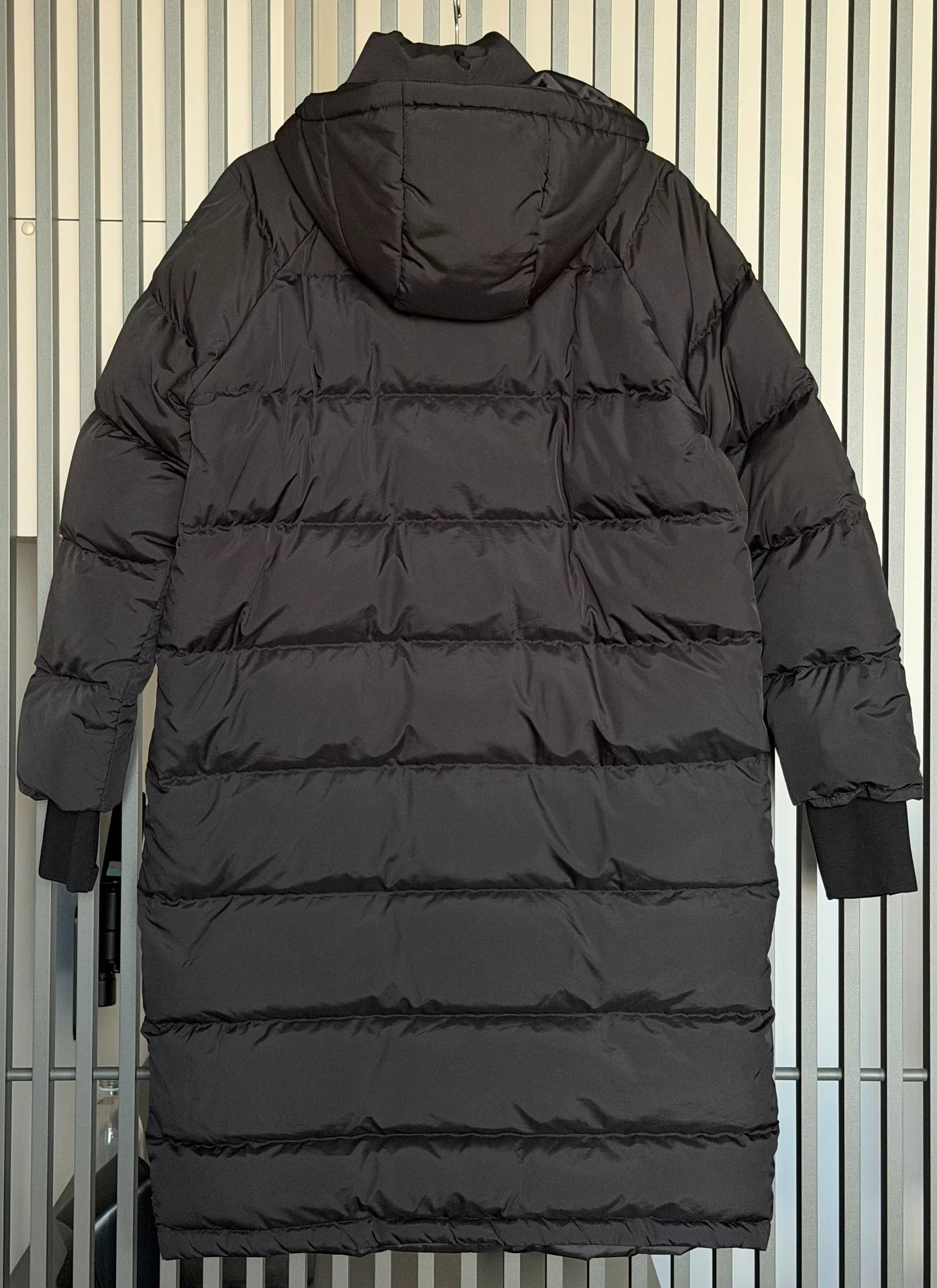 Женский пуховик Lacoste - миниатюра 2