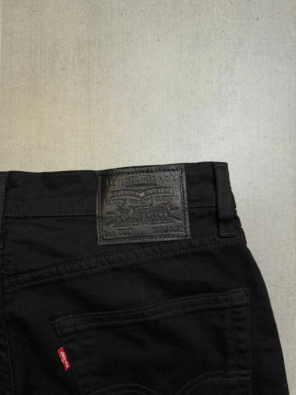 Джинсы Levis размер 30х32 - миниатюра 3