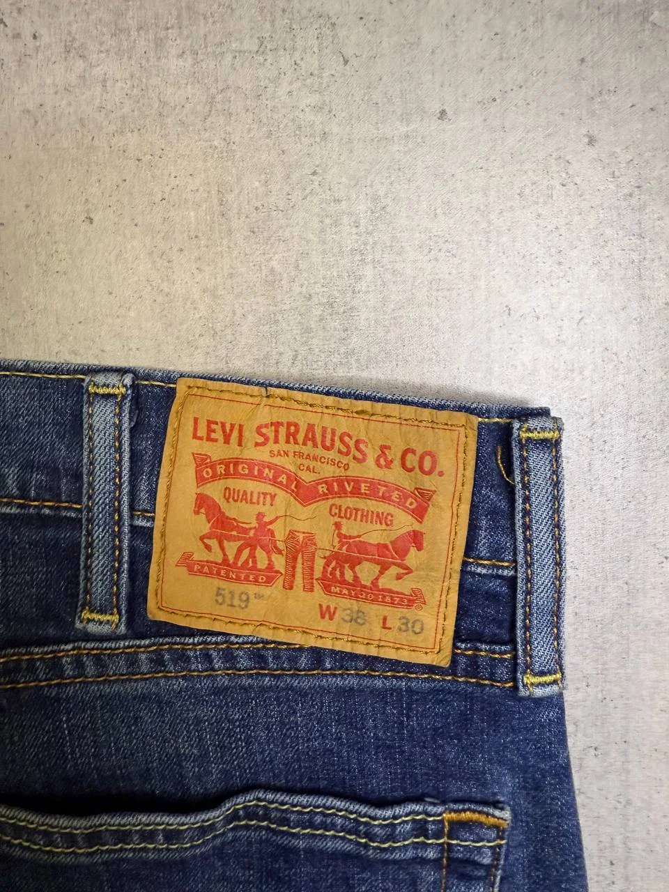 Джинсы Levis 38*30 - миниатюра 3