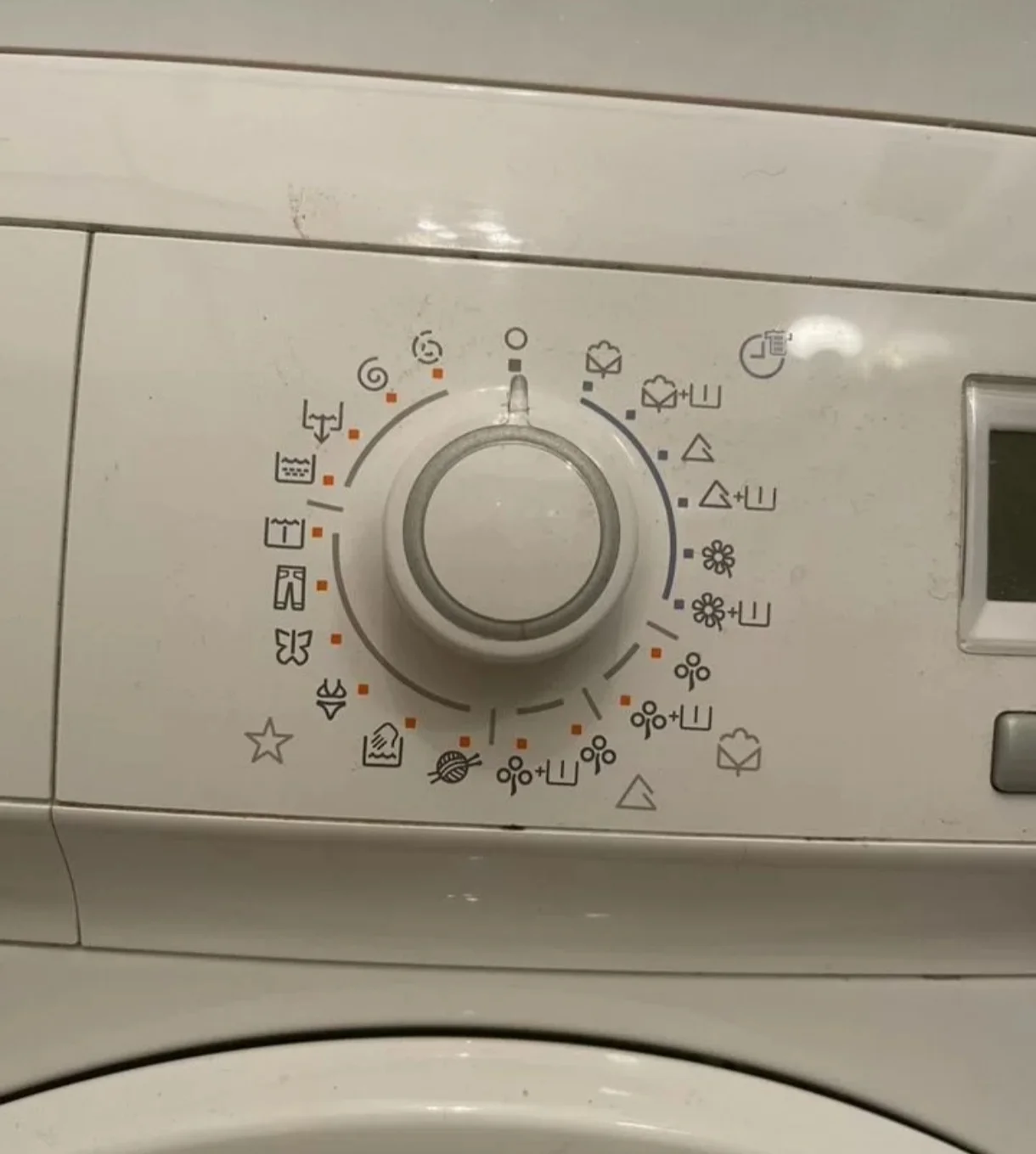 Стиральная машинка electrolux - миниатюра 3
