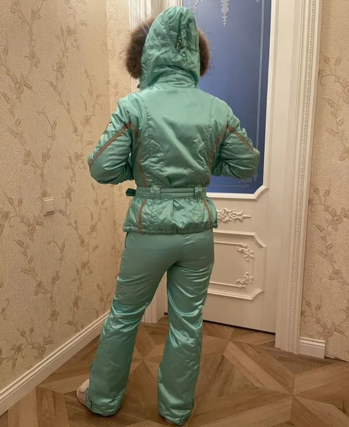 Горнолыжный костюм женский - миниатюра 2