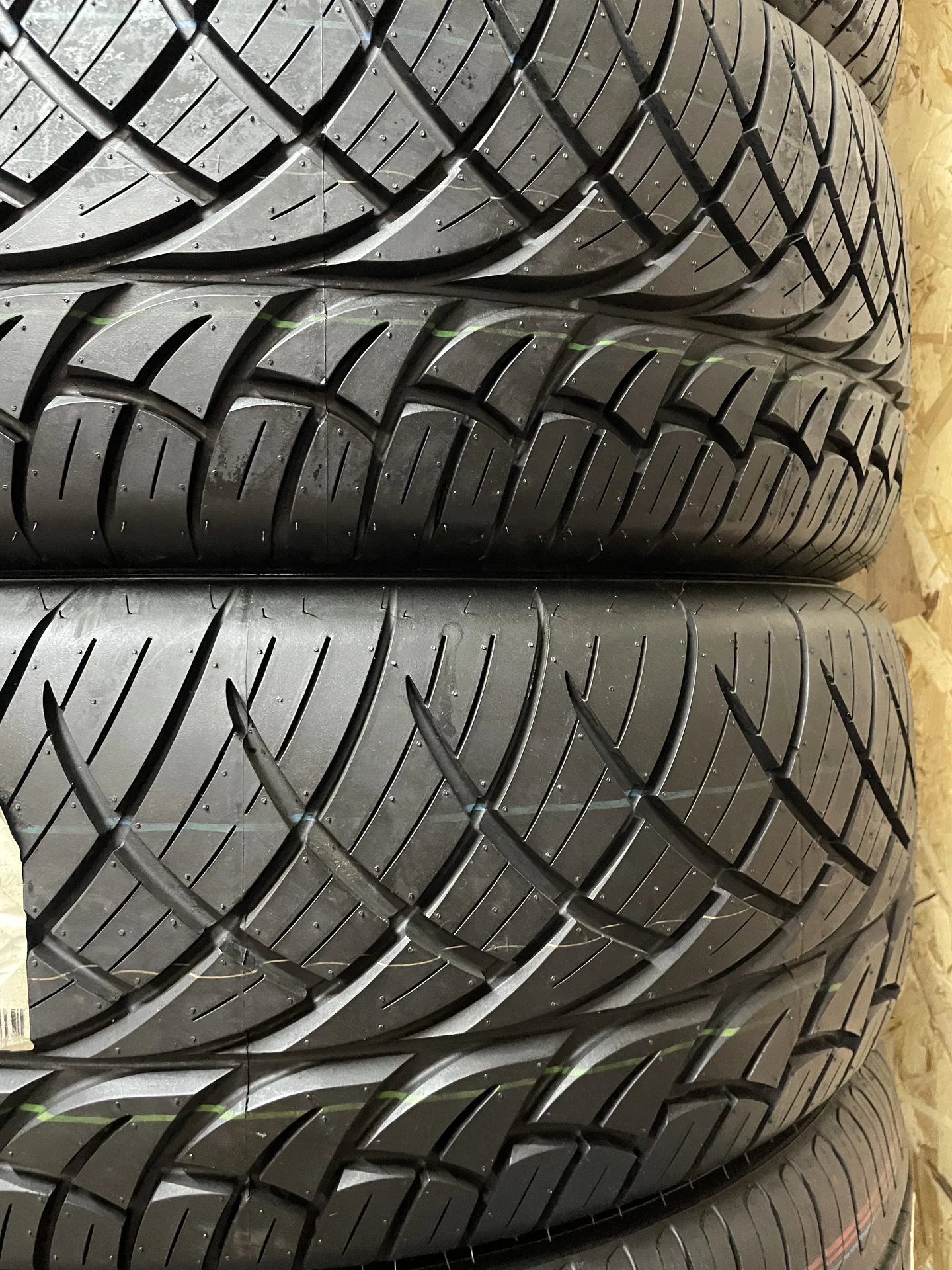 Шины новые Летние 275 55 r19 Nitto - миниатюра 3