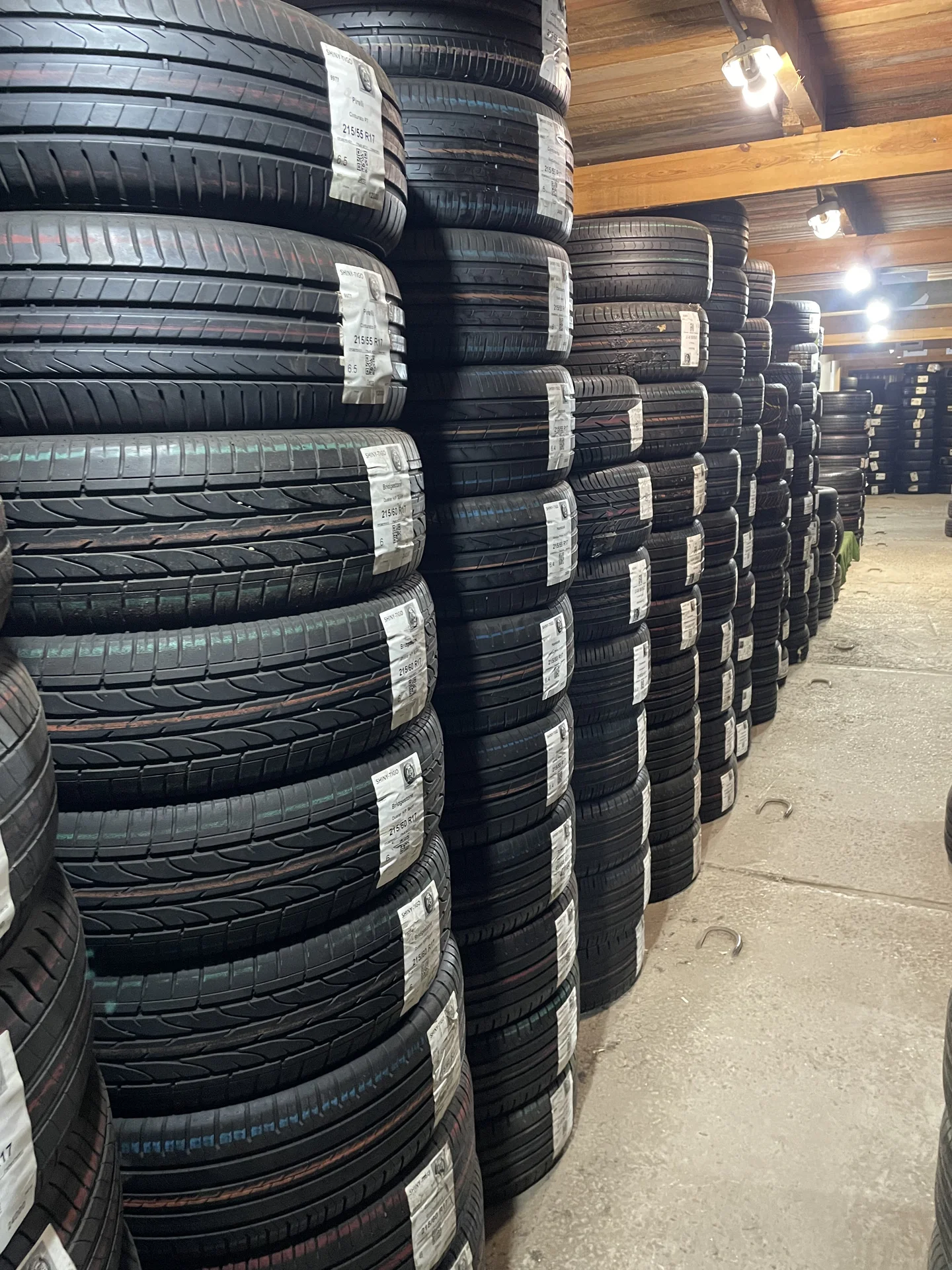 Шины б/у Летние 215 55 17 Hankook Ventus 3 K125 - изображение 1