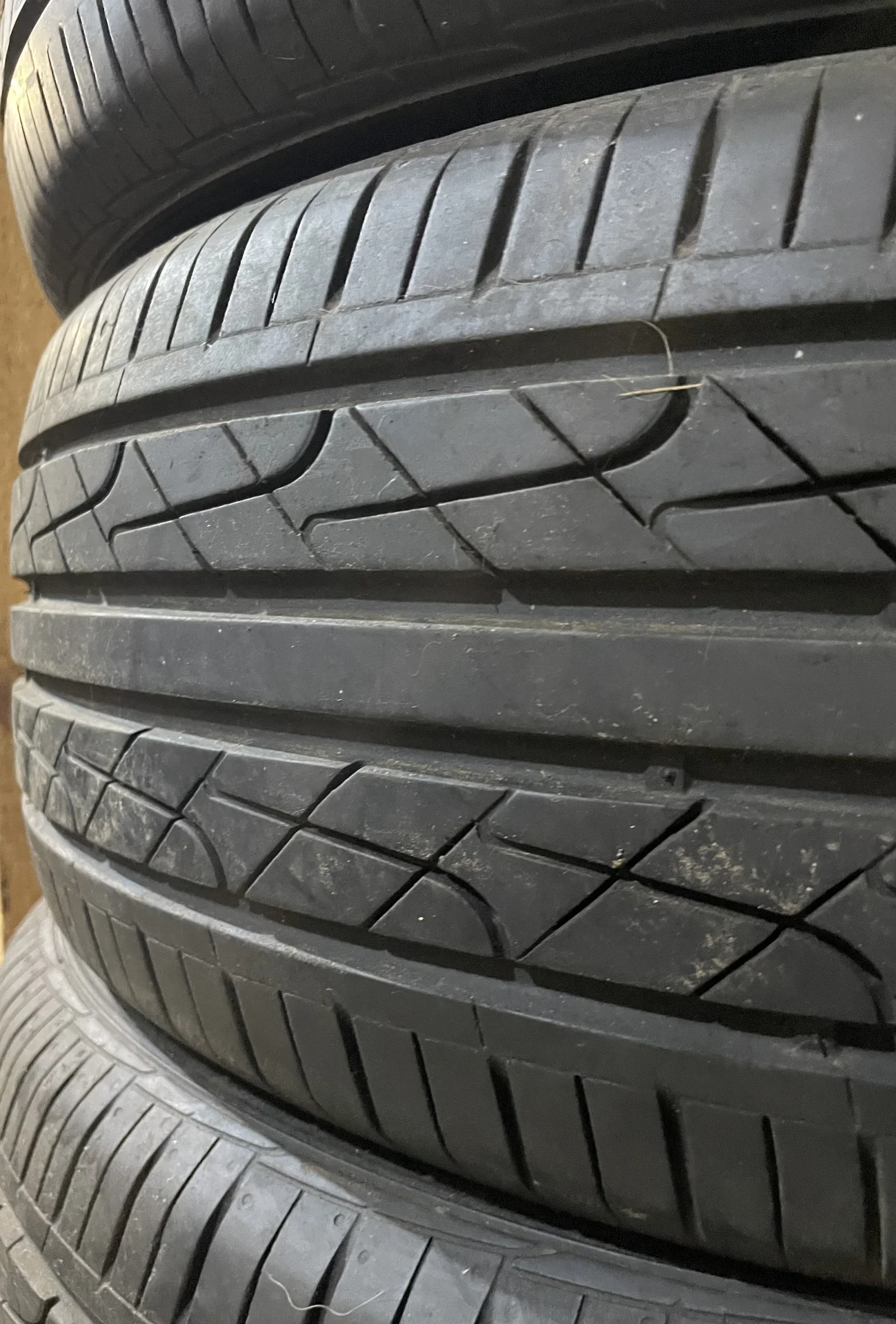 Шины б/у Летние 215 55 17 Hankook Ventus 3 K125 - миниатюра 7