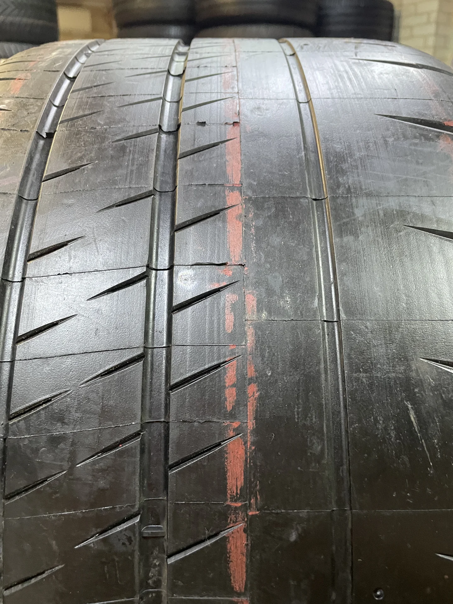Шины новые Летние 315 35 r20 Michelin - миниатюра 3