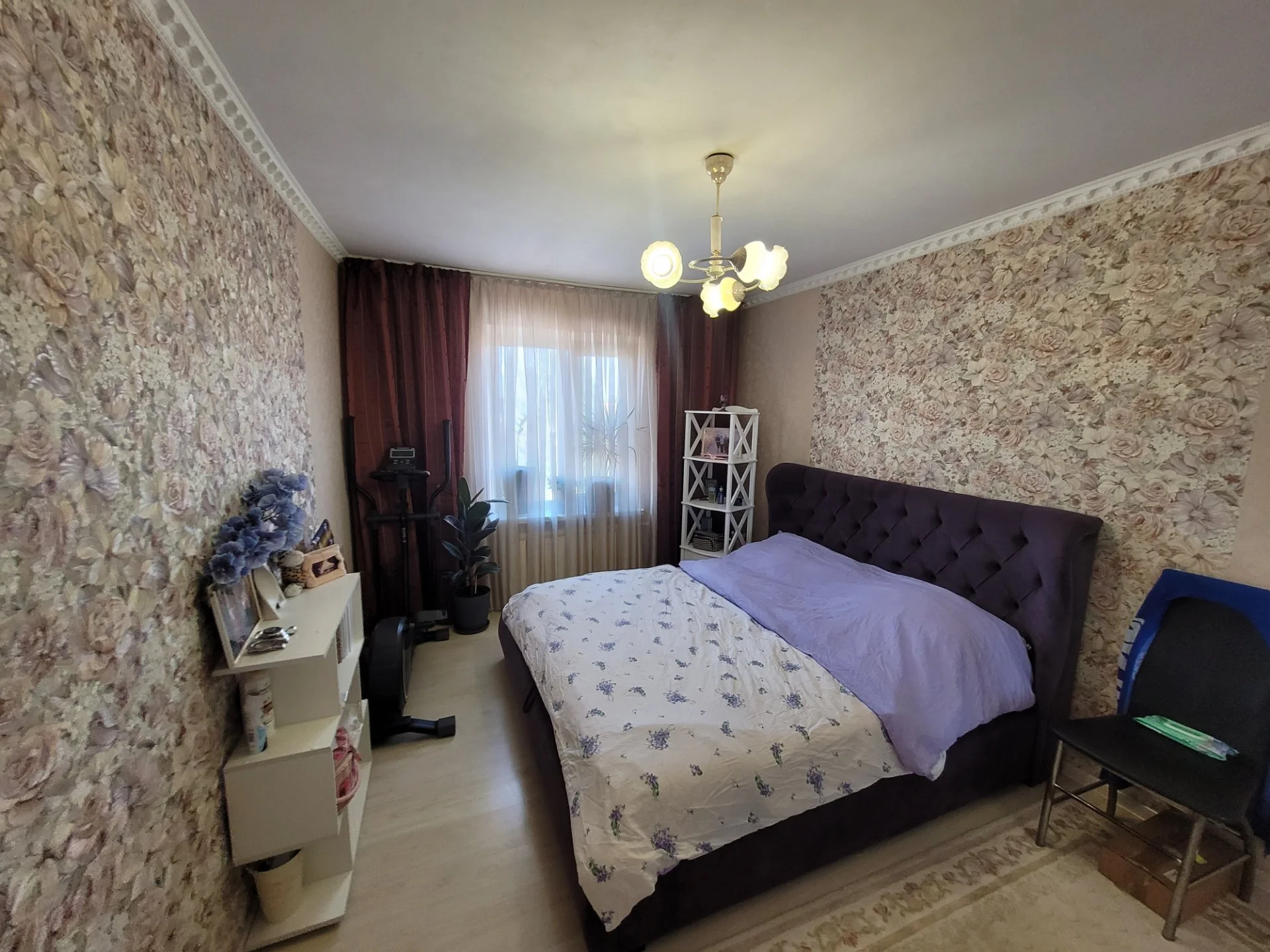 Продается уютная трехкомнатная квартира 86 м² в центре Анапы. - миниатюра 9
