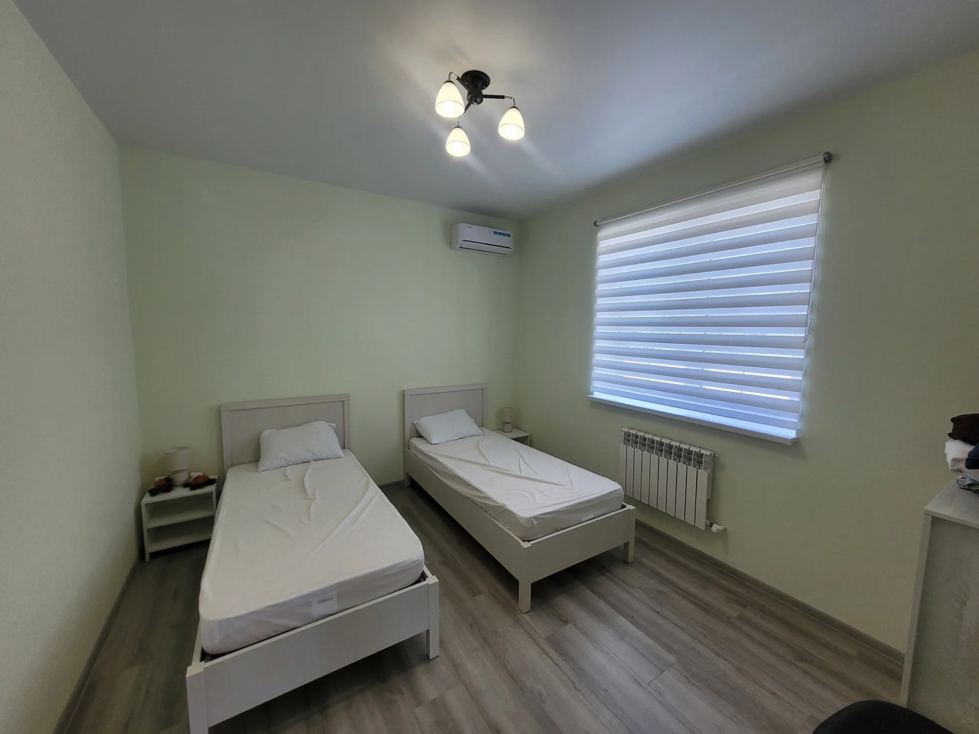 Предлагается к продаже уютный дом площадью 90 квадратных метров, бассейн!!! - миниатюра 20
