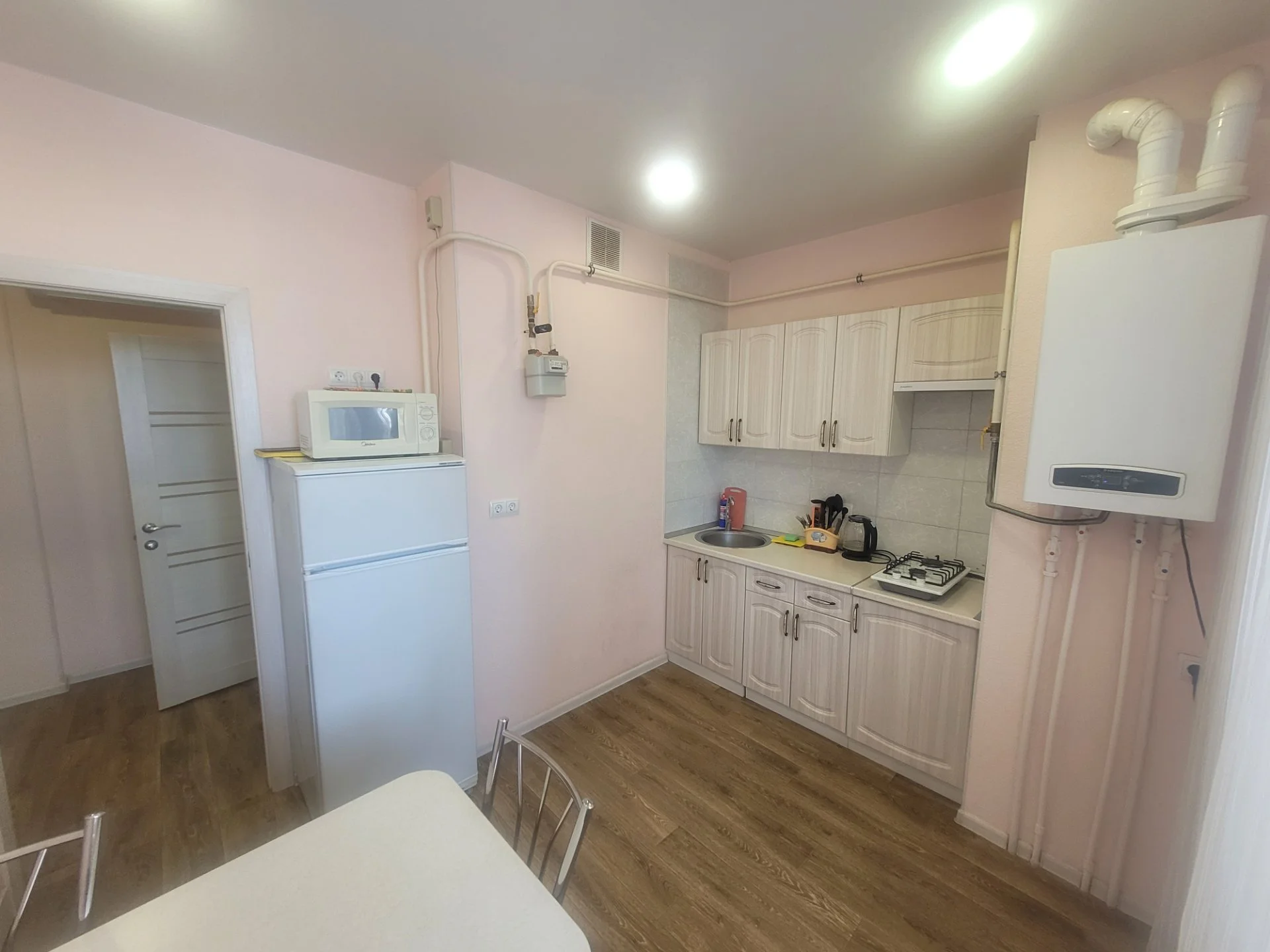 Продам 1-комнатную квартиру с видом на море в Анапе.