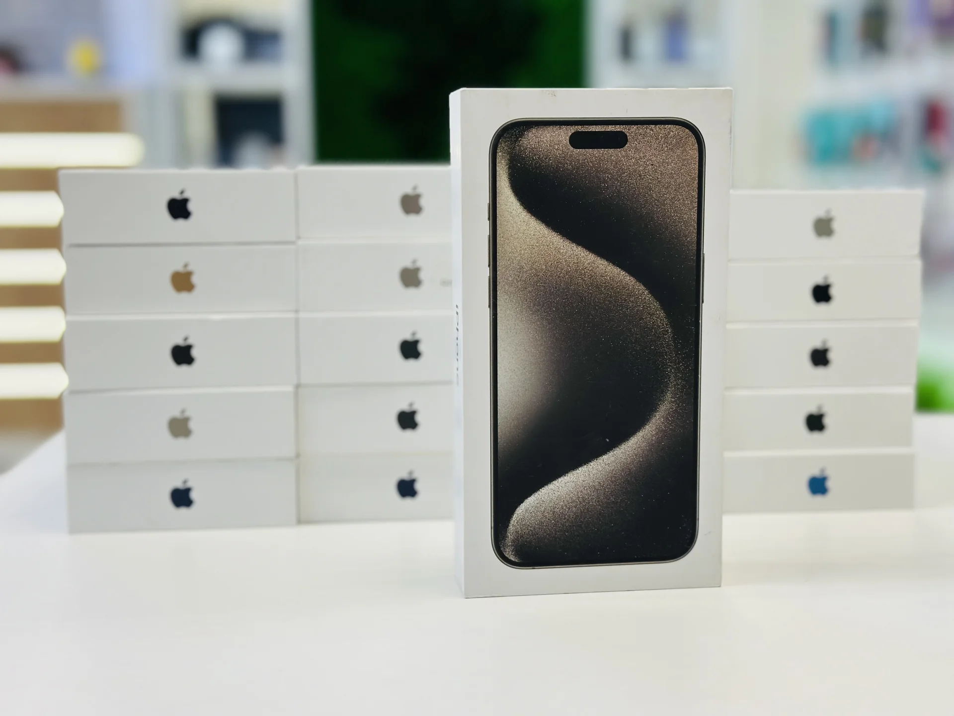 Apple iPhone 15 Pro Max 1024Gb Natural Titanium kk - изображение 1