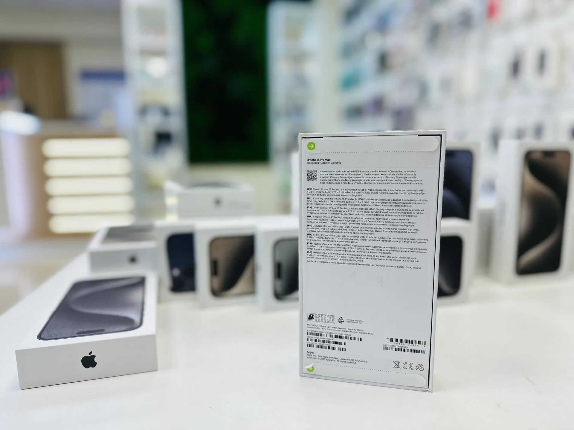 Apple iPhone 15 Pro Max 256GB Black Titanium Топ выбор, Новый, Магазин, Гарантия - миниатюра 2