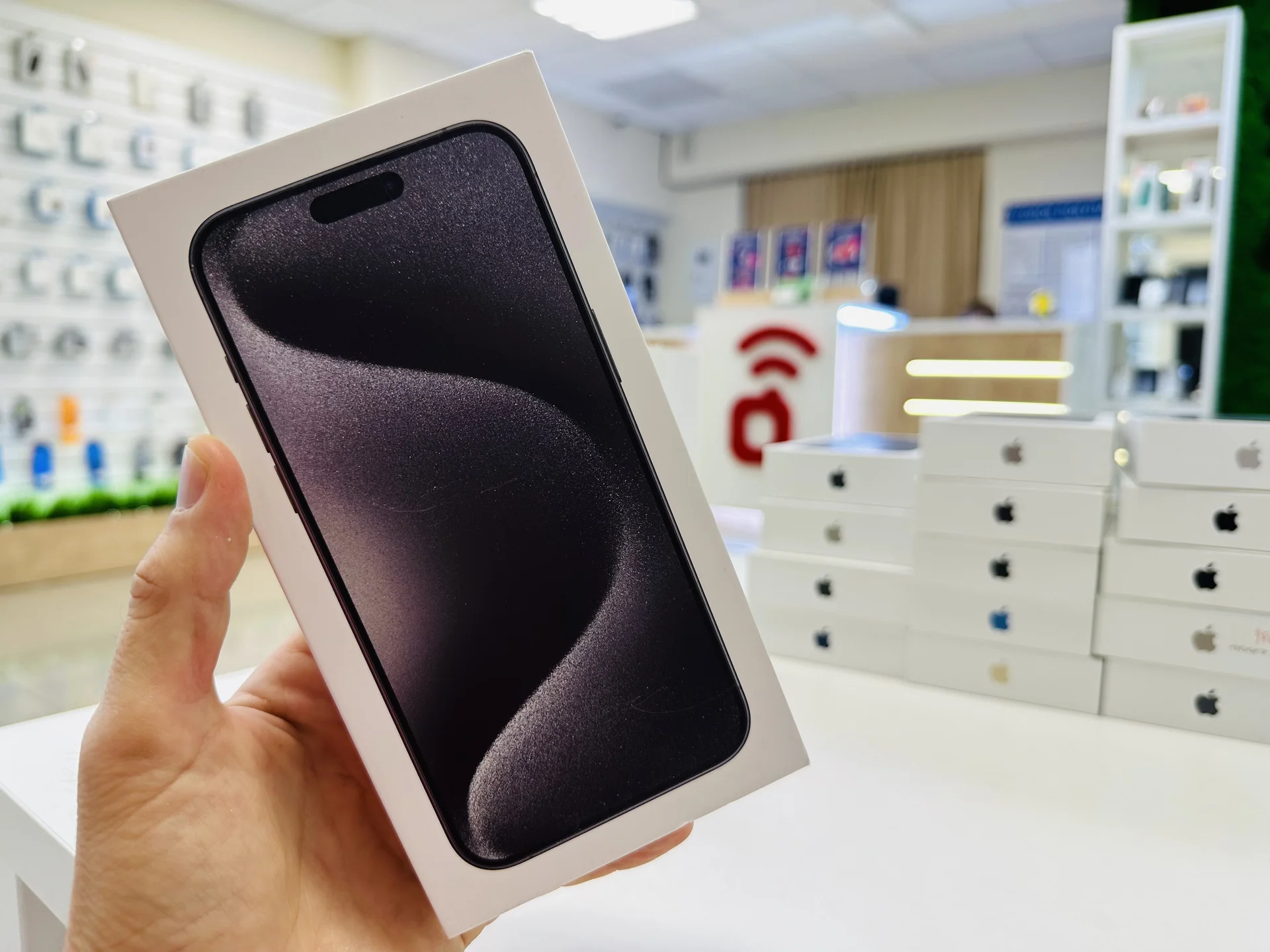 Apple iPhone 15 Pro Max 512GB Black Titanium Лучшая цена, Новый, Магазин, Гарантия - миниатюра 8