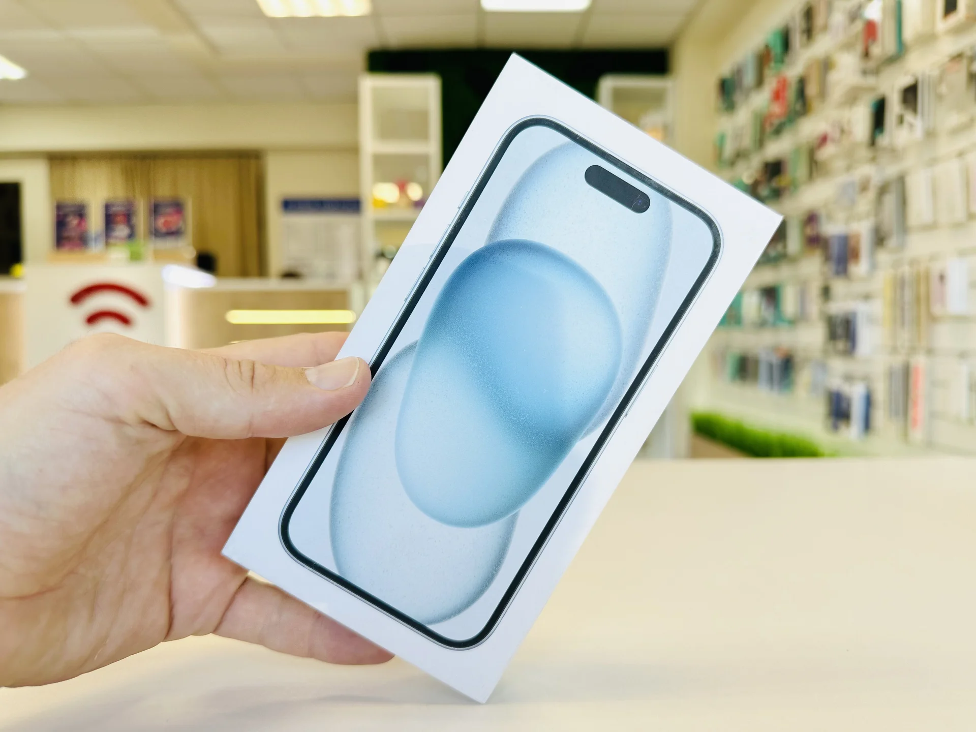 Apple iPhone 15 Plus 512GB Black Топ выбор, Новый, Магазин, Гарантия - миниатюра 2