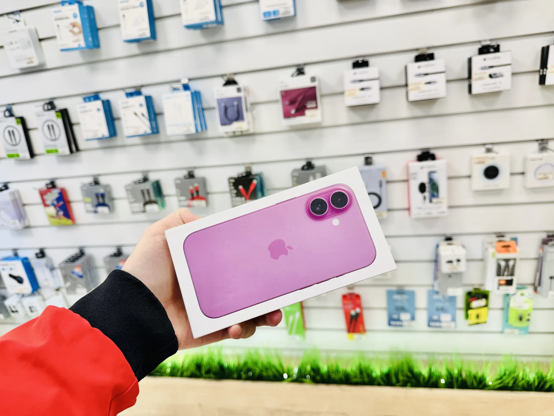 Apple iPhone 16 Plus 512GB Pink Супер предложение, Новый, Магазин, Гарантия - миниатюра 2