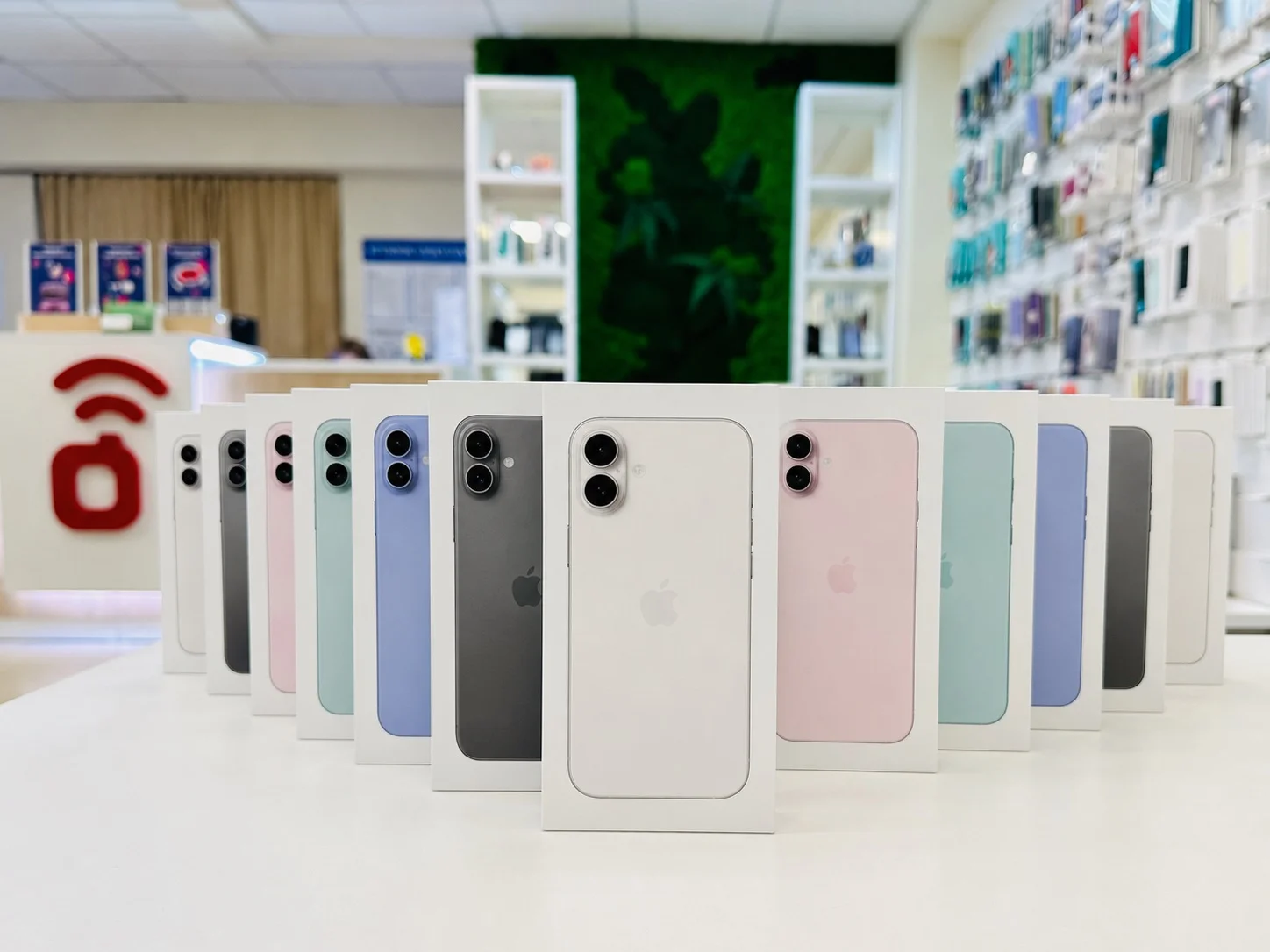 Apple iPhone 16 128GB White Топ выбор, Новый, Магазин, Гарантия - миниатюра 2