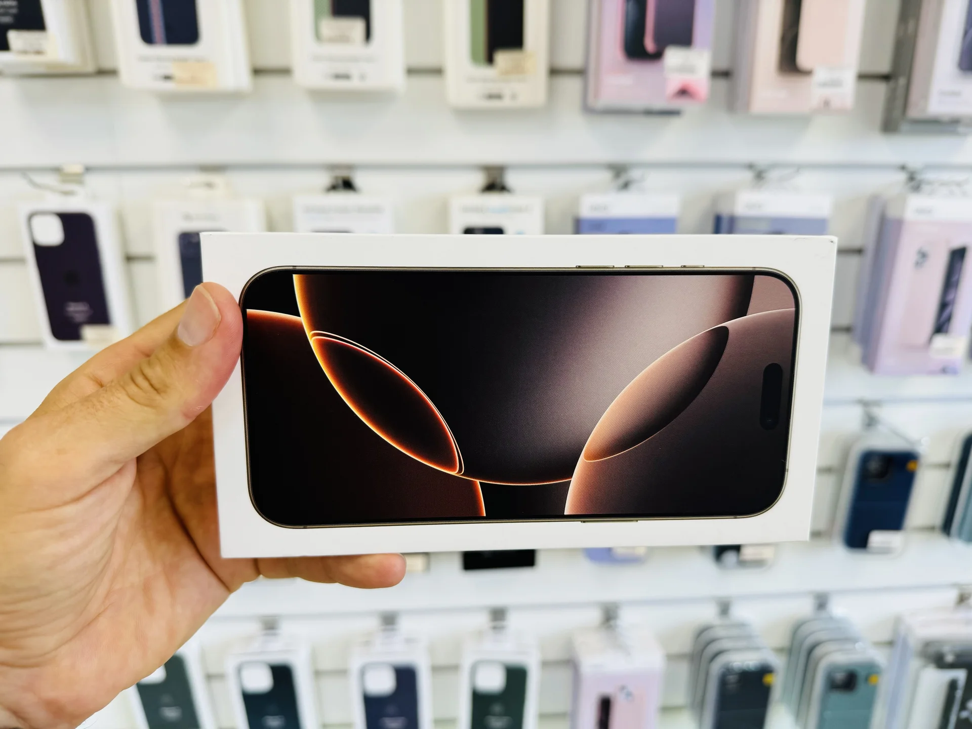 Apple iPhone 16 Pro Max 512GB Desert Titanium Супер предложение, Новый, Магазин, Гарантия - миниатюра 6