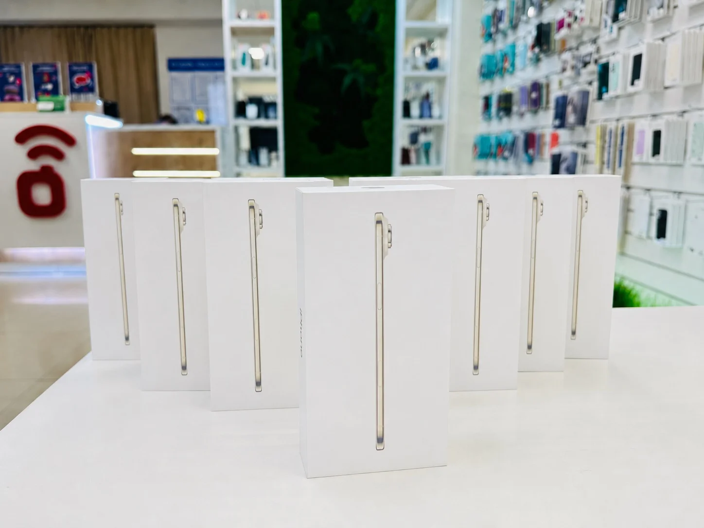 Apple iPhone Air 1024GB Light Gold, Супер предложение, Новый, Магазин, Гарантия - миниатюра 6