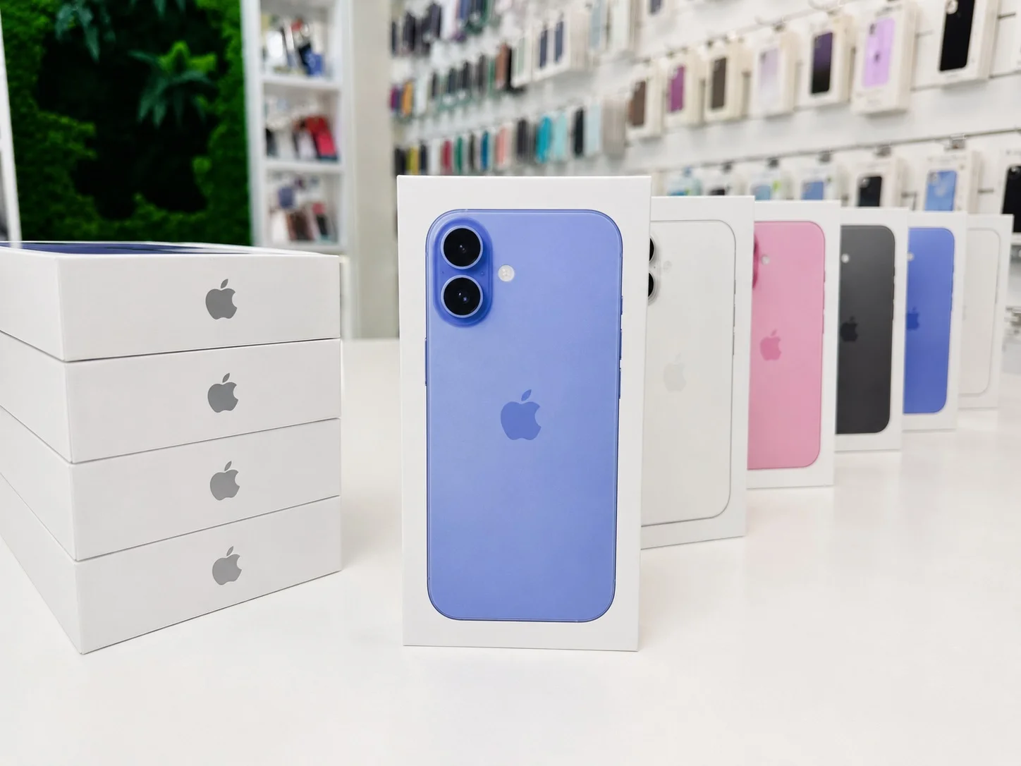 Apple iPhone 16 256GB Ultramarine Лидер продаж, Новый, Магазин, Гарантия - миниатюра 7