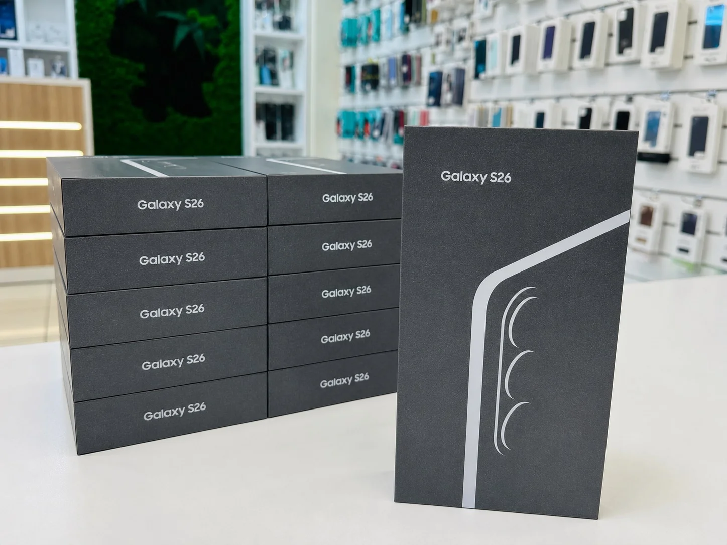 Samsung Galaxy S26 12/512GB Sky Blue Nano-SIM и eSIM (Global) - миниатюра 2