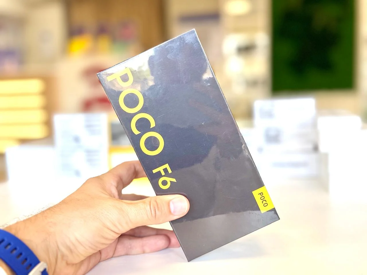 Xiaomi Poco F6 8/256GB Black Хит продаж, Новый, Магазин, Гарантия - миниатюра 3