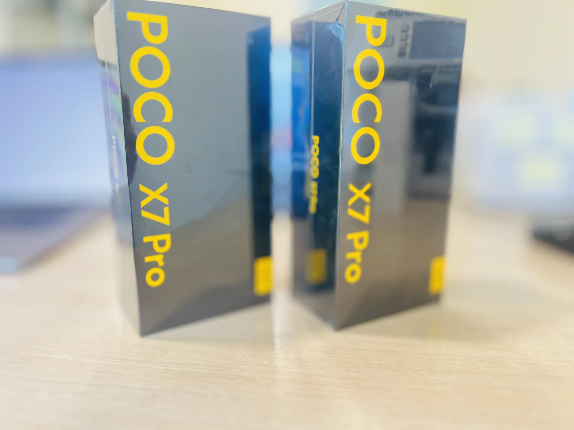 Xiaomi Poco X7 Pro 12/512 Black/Yellow Супер цена, Новый, Магазин, Гарантия - миниатюра 3