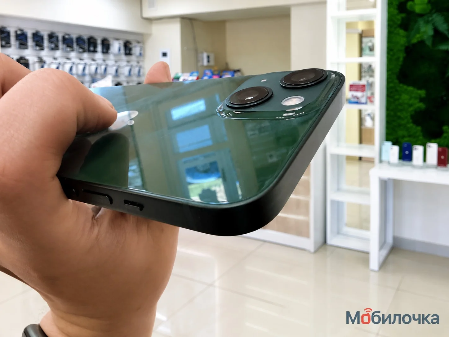 Apple iPhone 13 256Gb Green Идеальное Б/У - миниатюра 8