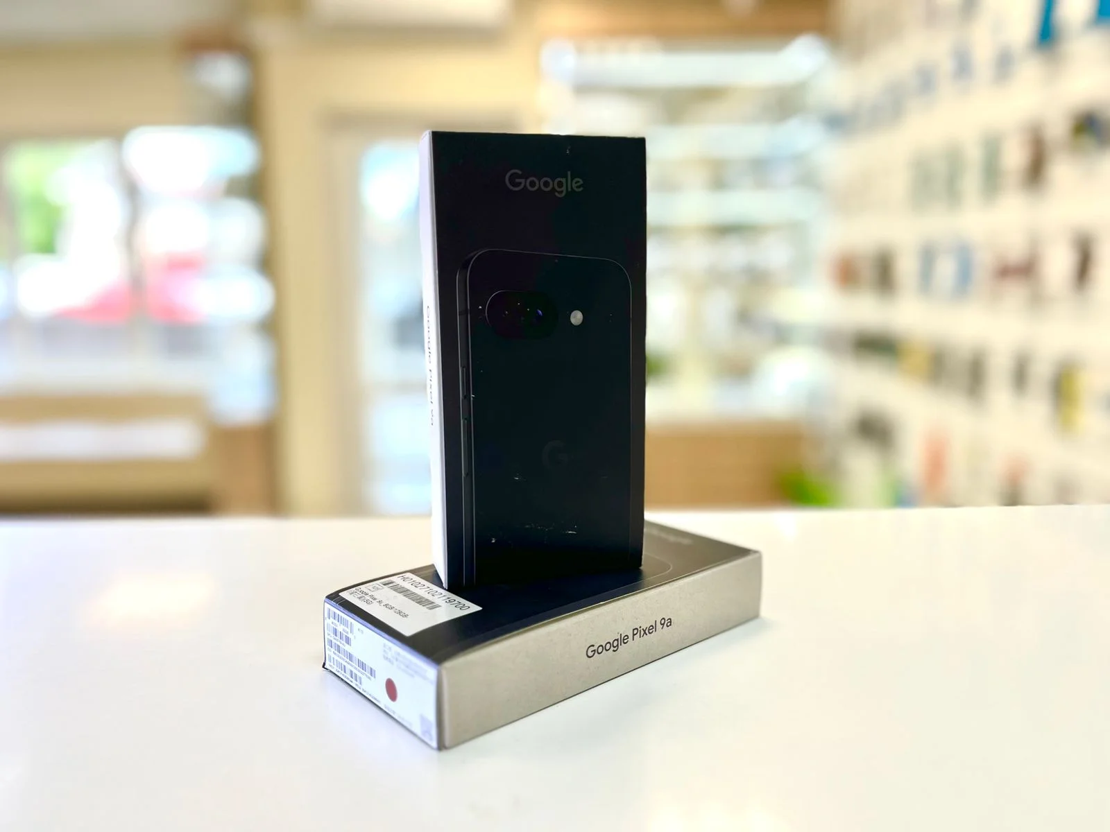 Google Pixel 9a 8/128GB Porcelain - Лидер продаж, Новый, Магазин, Гарантия - изображение 1