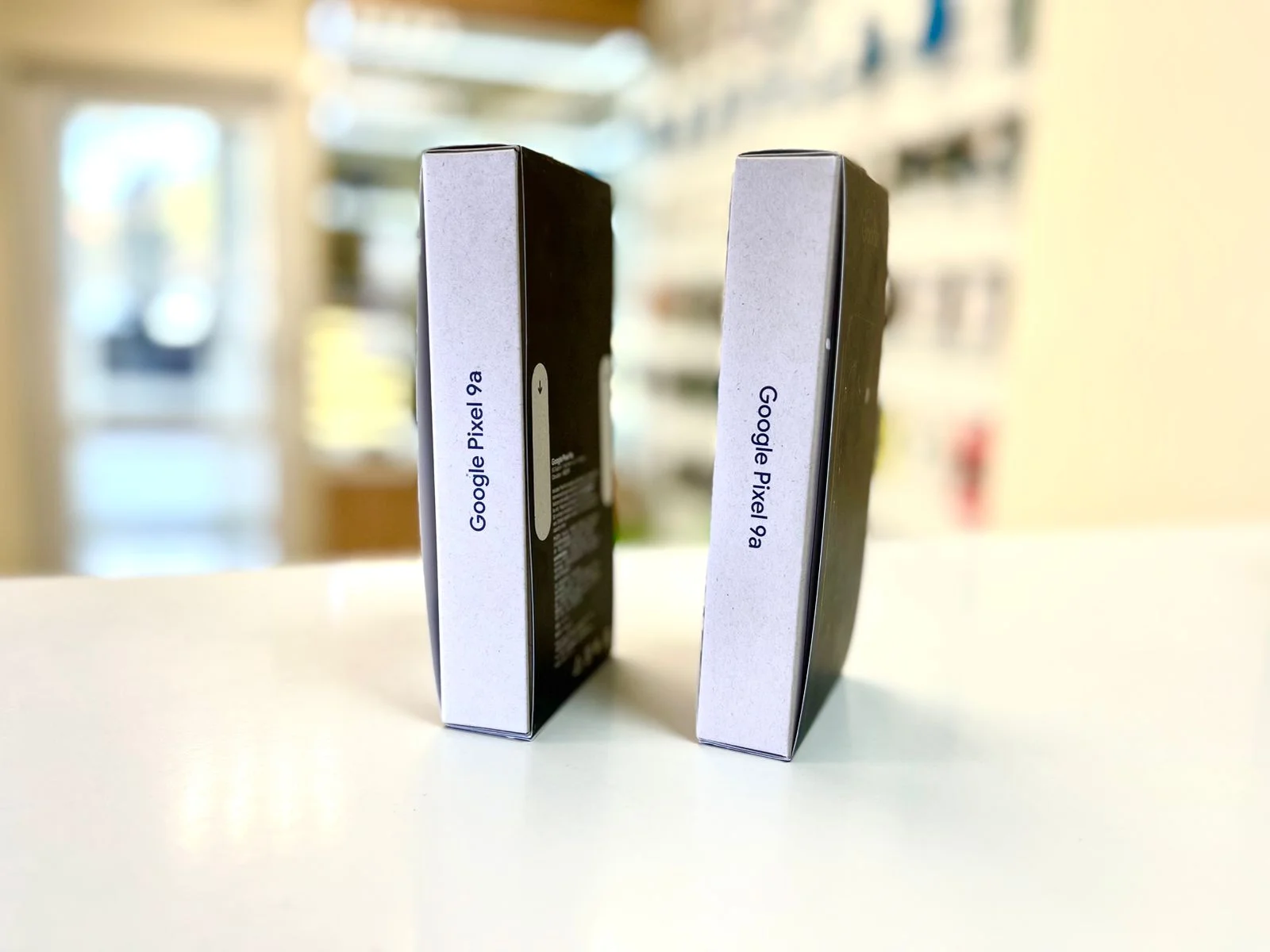 Google Pixel 9a 8/128GB Porcelain - Лидер продаж, Новый, Магазин, Гарантия - миниатюра 3