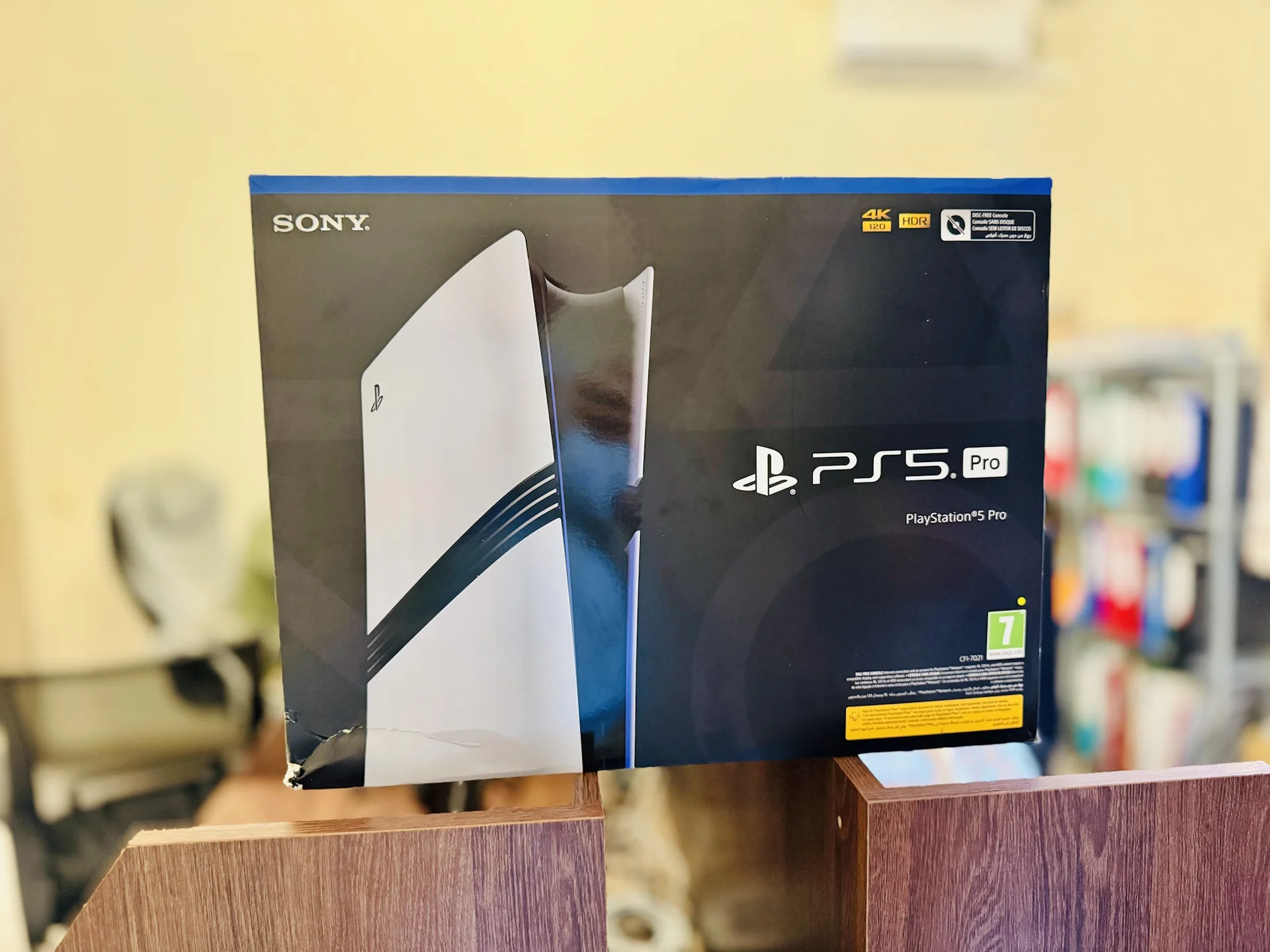 Sony PlayStation 5 Pro 2Tb Digital Edition White/Black, Игровая консоль, Новый, Магазин, Гарантия - миниатюра 4
