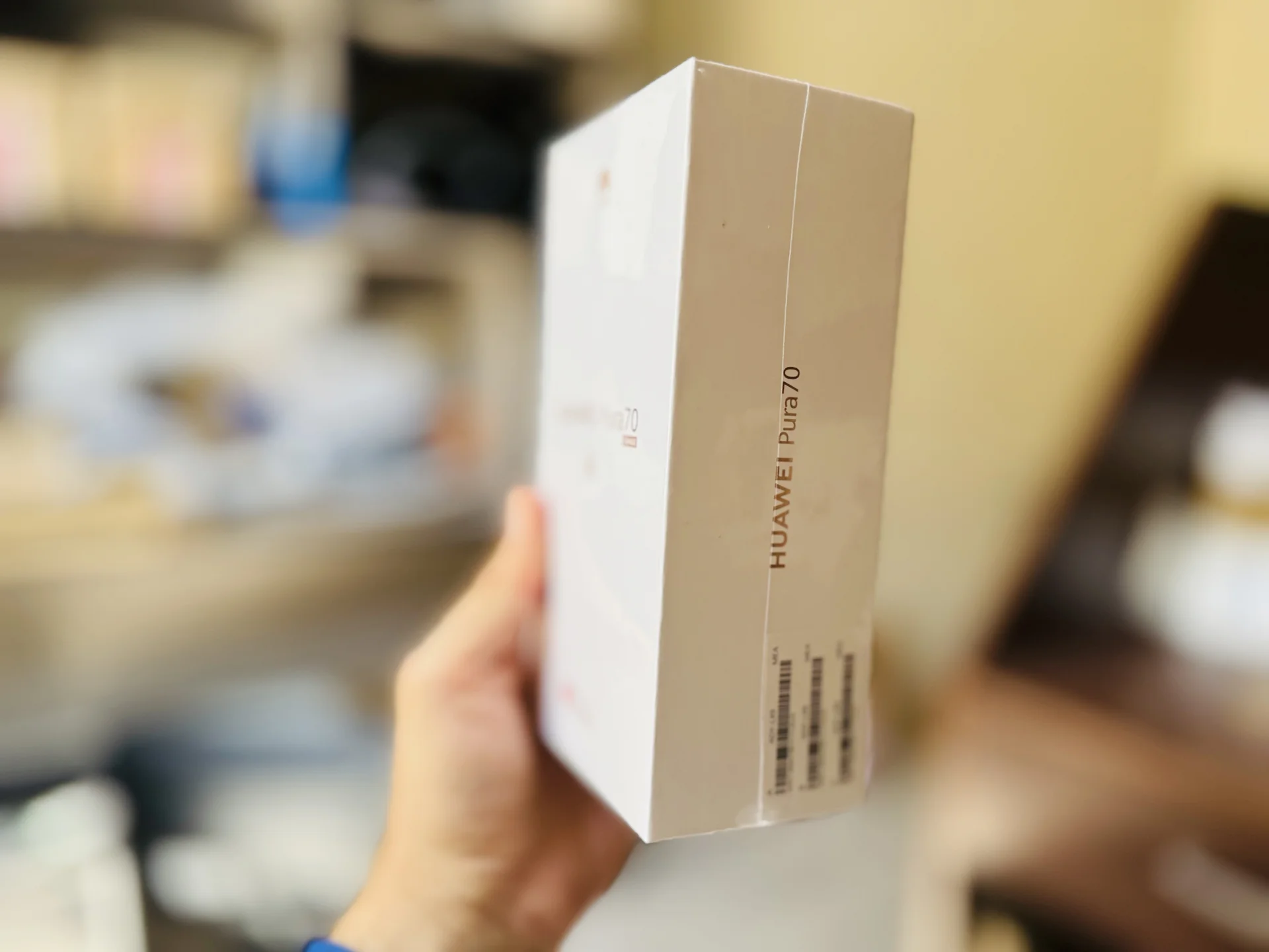 Huawei Pura 70 12/256GB Blue - Новый, Магазин, Гарантия, Яркий и надежный - миниатюра 2