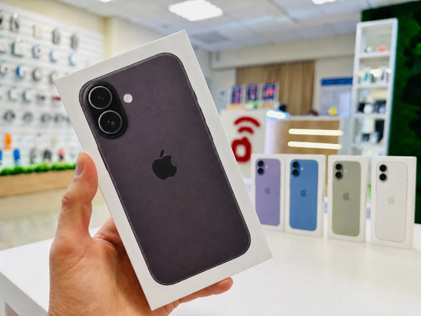 Apple iPhone 17 256GB Black Nano-SIM - изображение 1