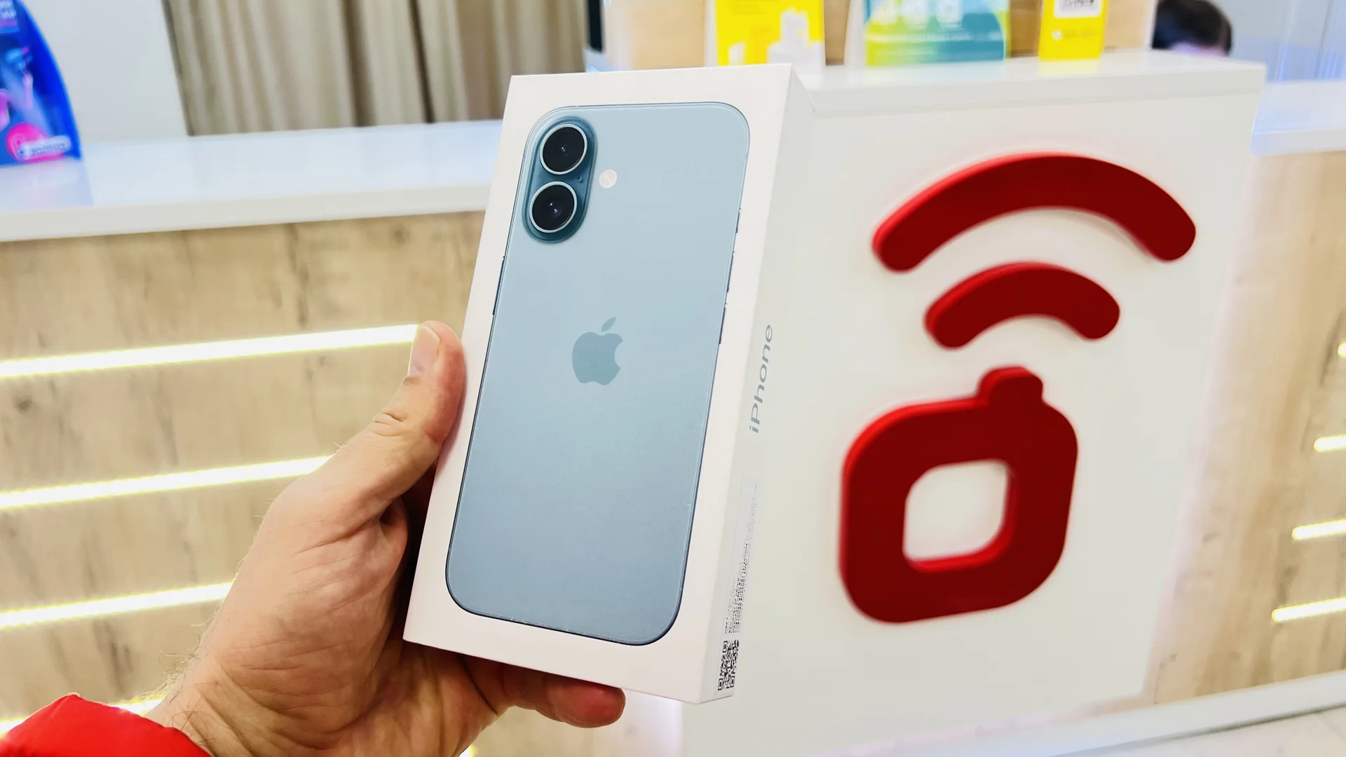 Apple iPhone 16 512GB Teal Эксклюзивная цена, Новый, Магазин, Гарантия - миниатюра 2