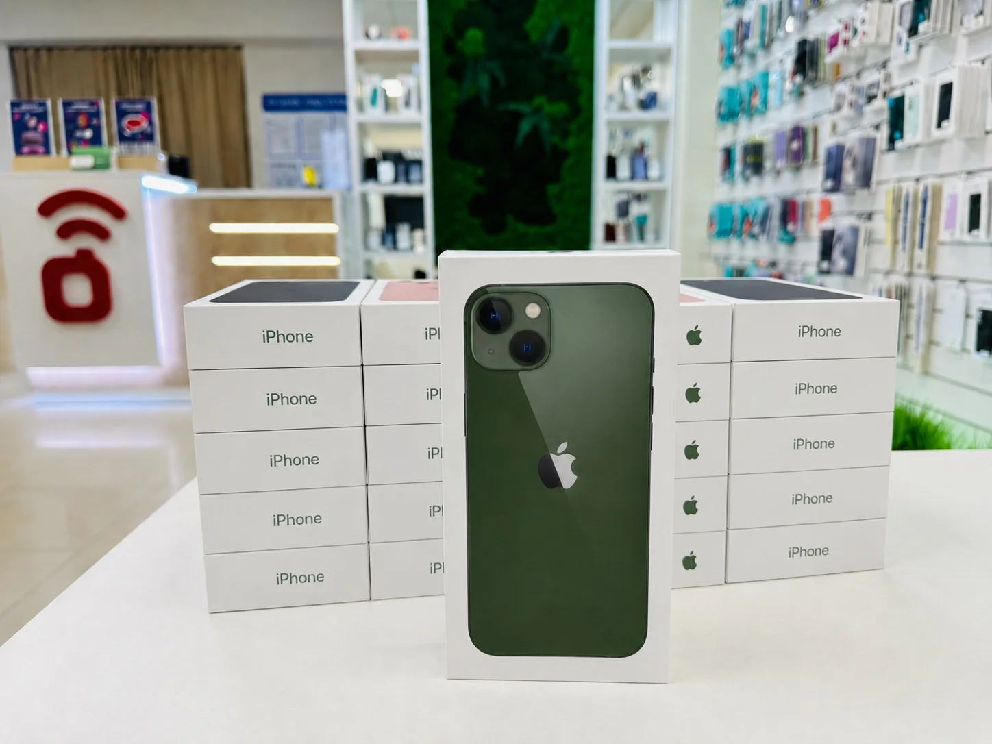 Apple iPhone 13 128GB Green Супер предложение, Новый, Магазин, Гарантия - изображение 1