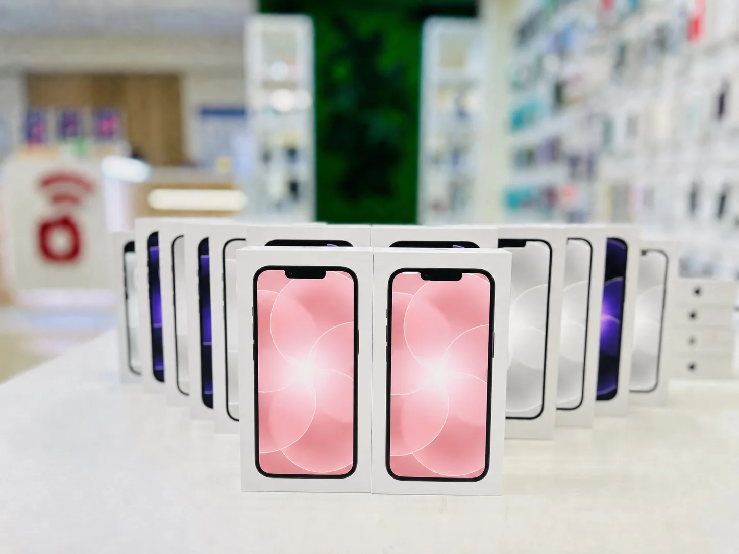 Apple iPhone 17e 256GB Soft Pink eSIM (USA) - миниатюра 6