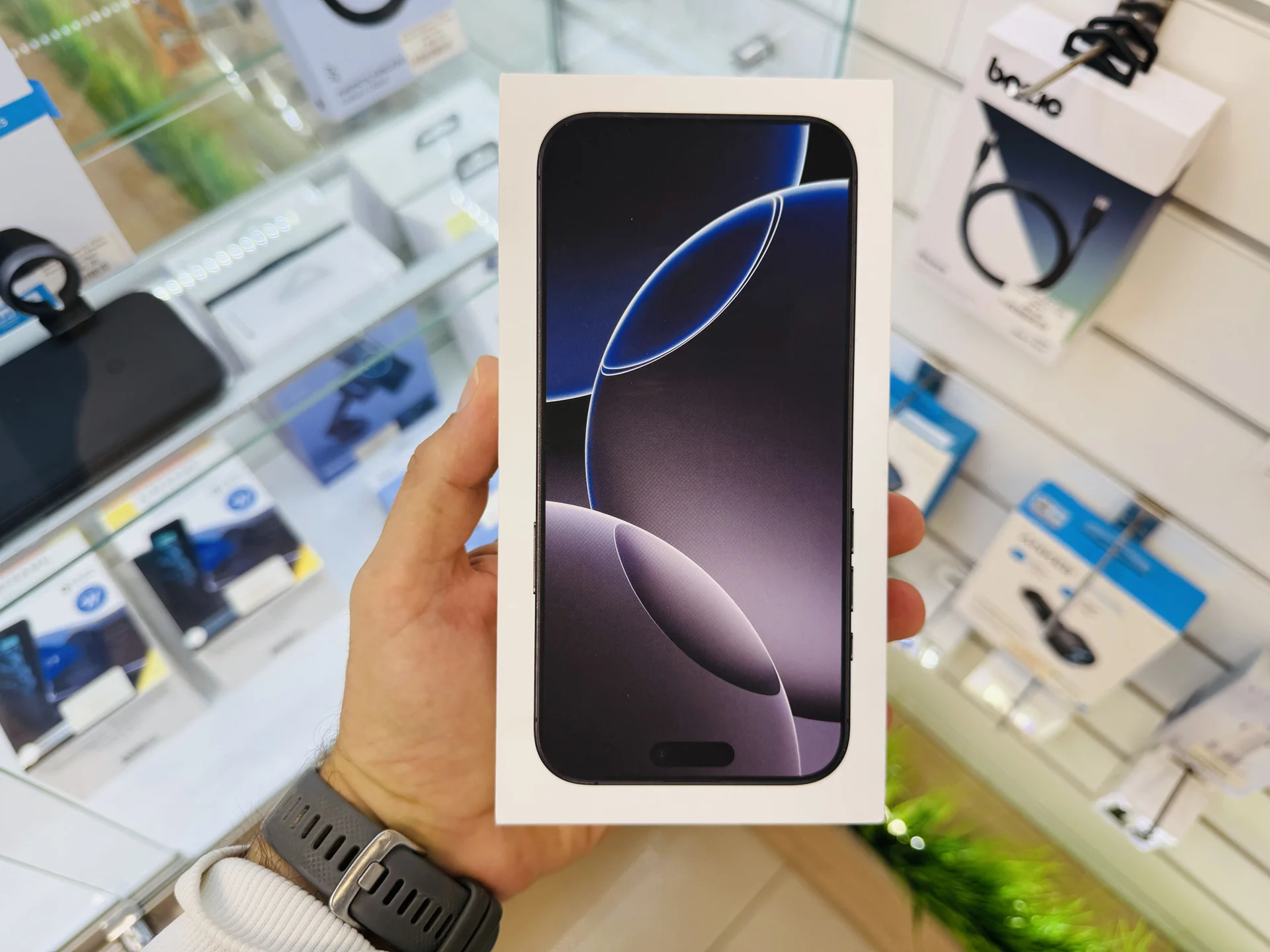 Apple iPhone 16 Pro Max 1024GB Black Titanium Топ выбор, Новый, Магазин, Гарантия - изображение 1