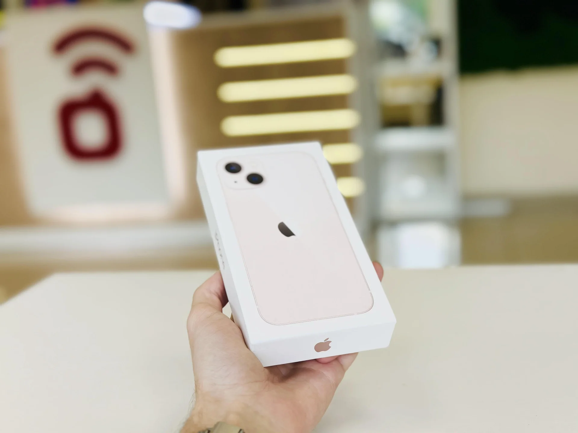 Apple iPhone 13 256GB Pink Эксклюзивная цена, Новый, Магазин, Гарантия - миниатюра 8