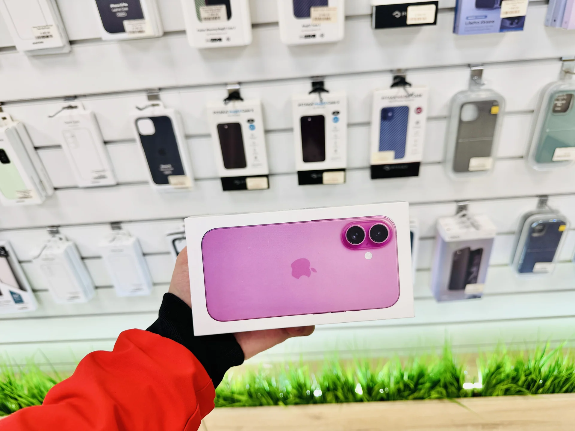 Apple iPhone 16 Plus 256GB Pink Супер предложение, Новый, Магазин, Гарантия - миниатюра 7