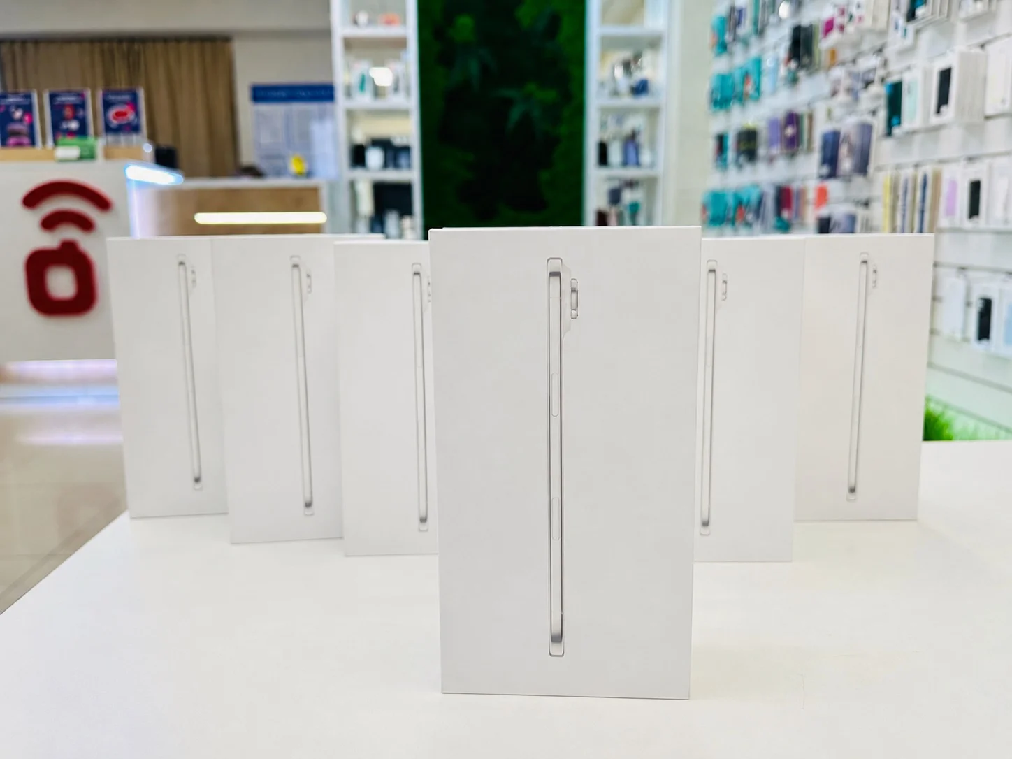 Apple iPhone Air 1024GB Cloud White, Лидер продаж, Новый, Магазин, Гарантия - изображение 1