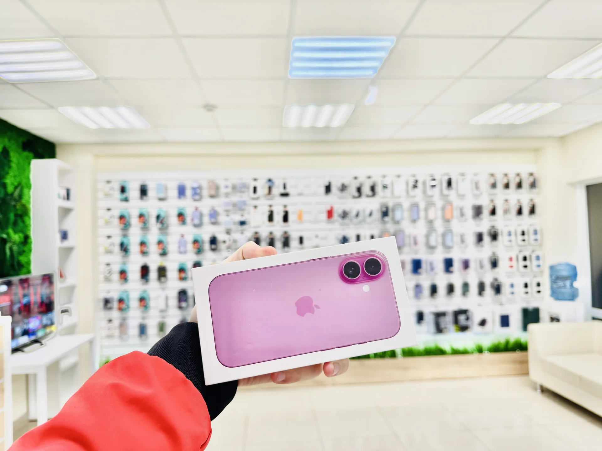 Apple iPhone 16 Plus 512GB Pink Супер предложение, Новый, Магазин, Гарантия - миниатюра 8